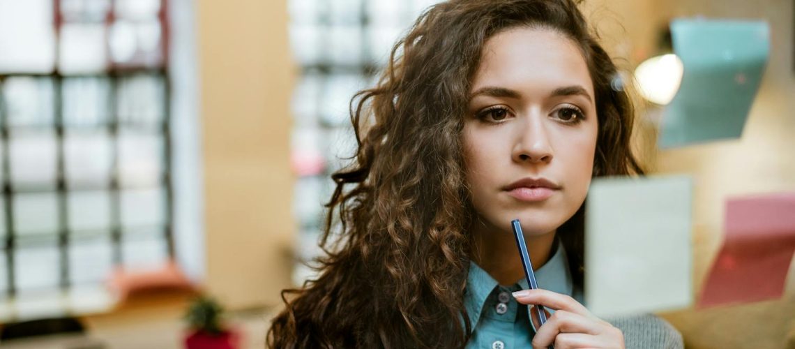 L'hypermnésie, une forme de mémoire vertigineuse et envahissante